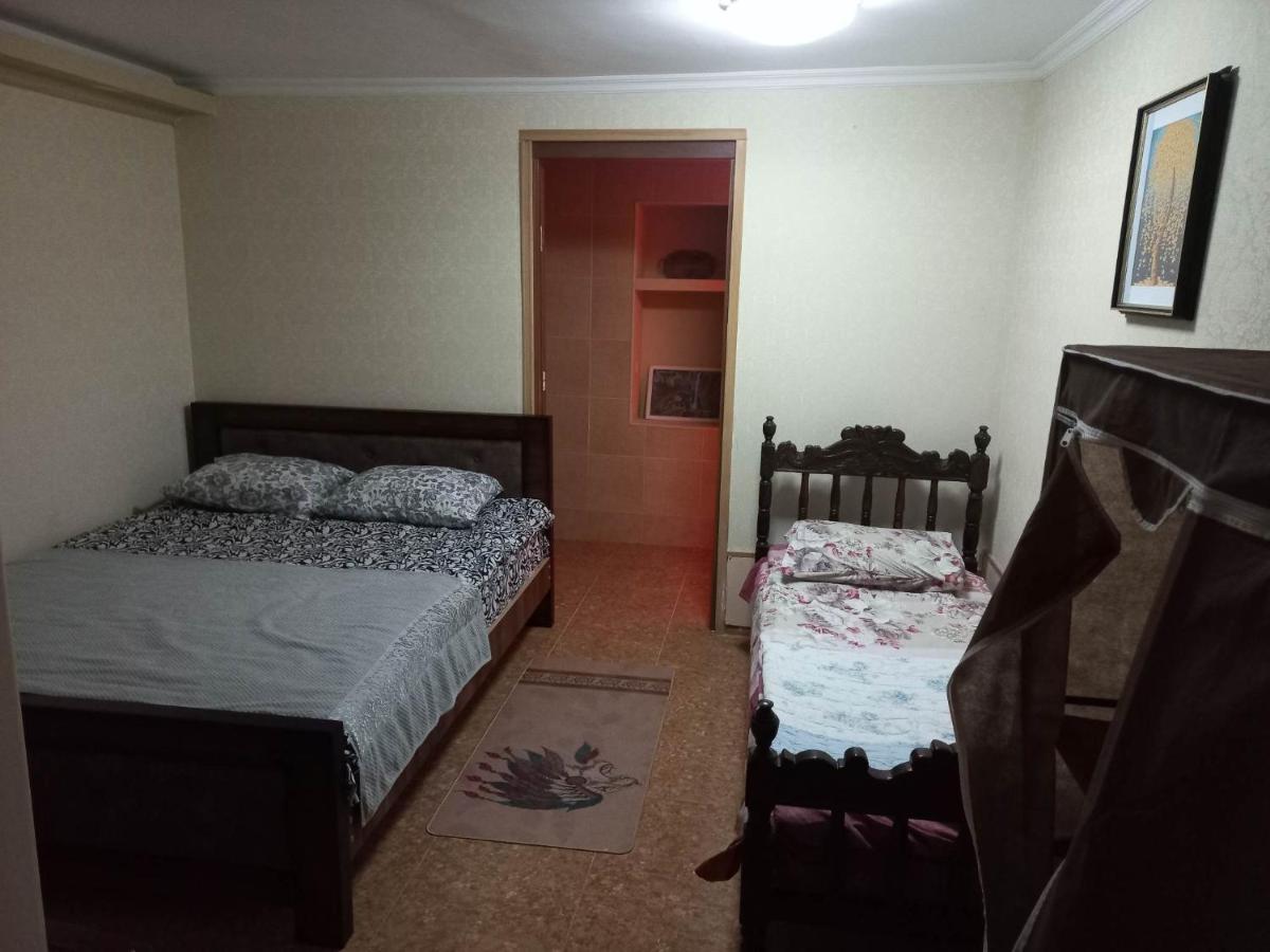 Feola Pansiyon Kutaisi Dış mekan fotoğraf