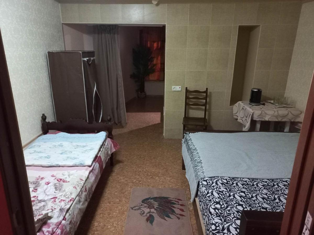 Feola Pansiyon Kutaisi Dış mekan fotoğraf