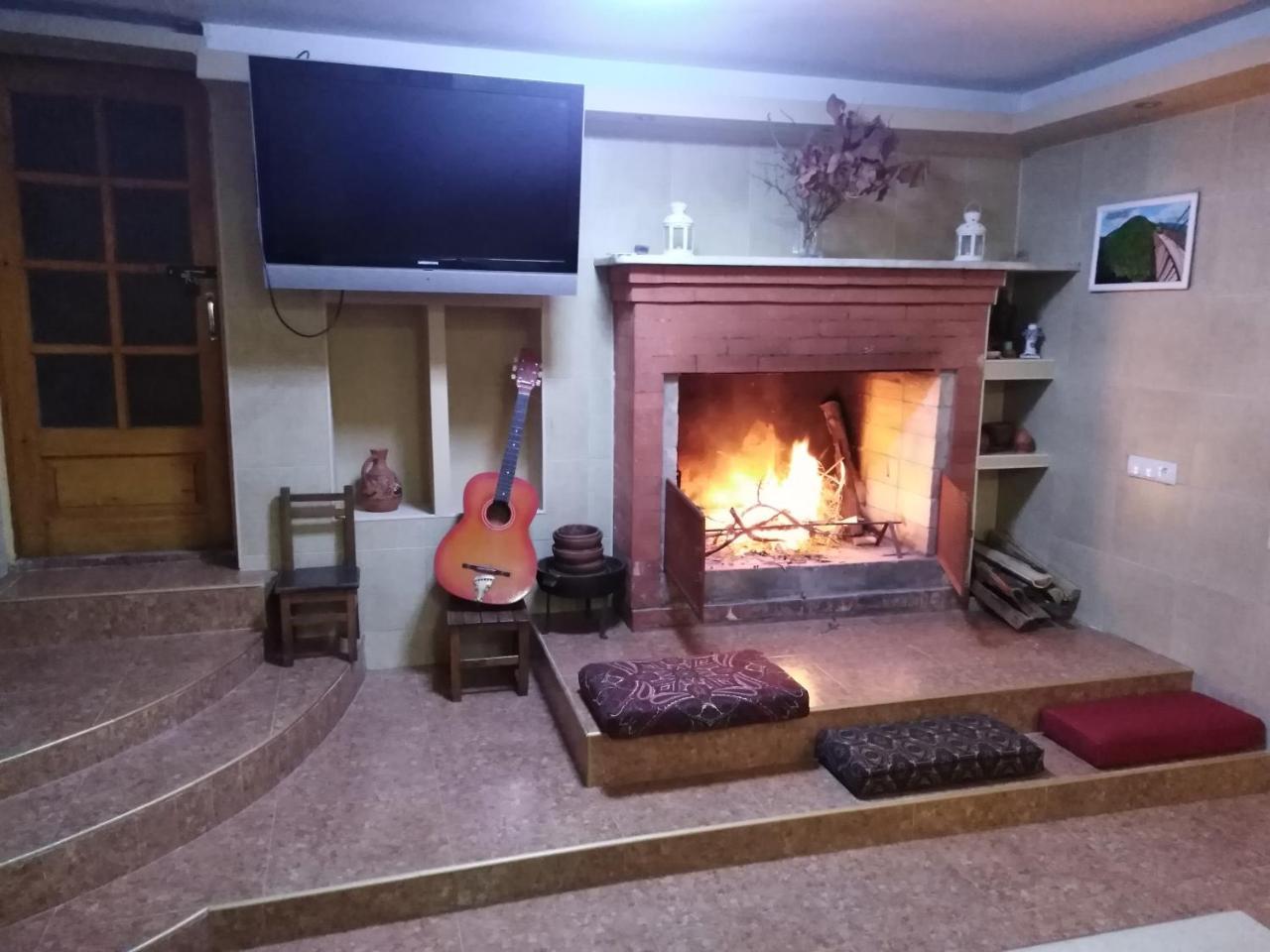 Feola Pansiyon Kutaisi Dış mekan fotoğraf